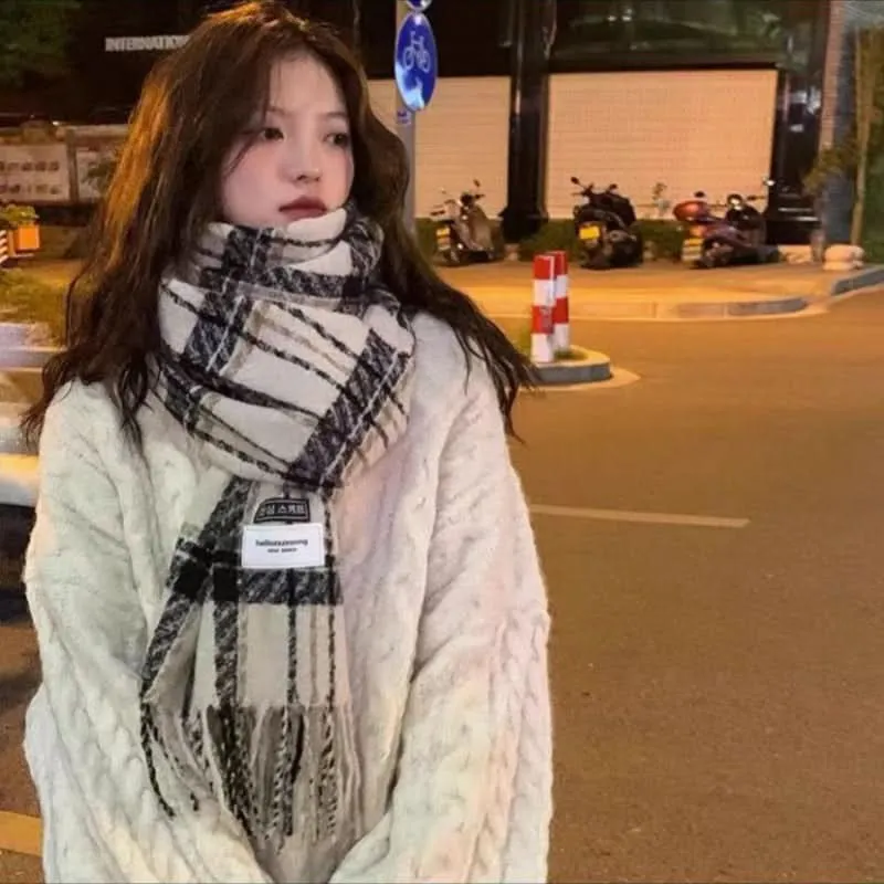 Korean Plaid Scarf for Women - Cozy Winter Accessory